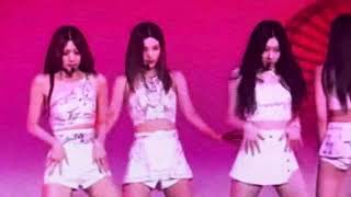 Itzy full concert performing cherry performance on stage live
