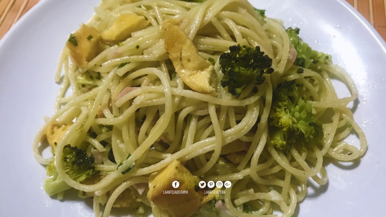 Spaghetti with Chicken and Broccoli - YouTube