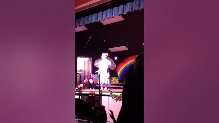 Maura Thompson - Somewhere Over The Rainbow