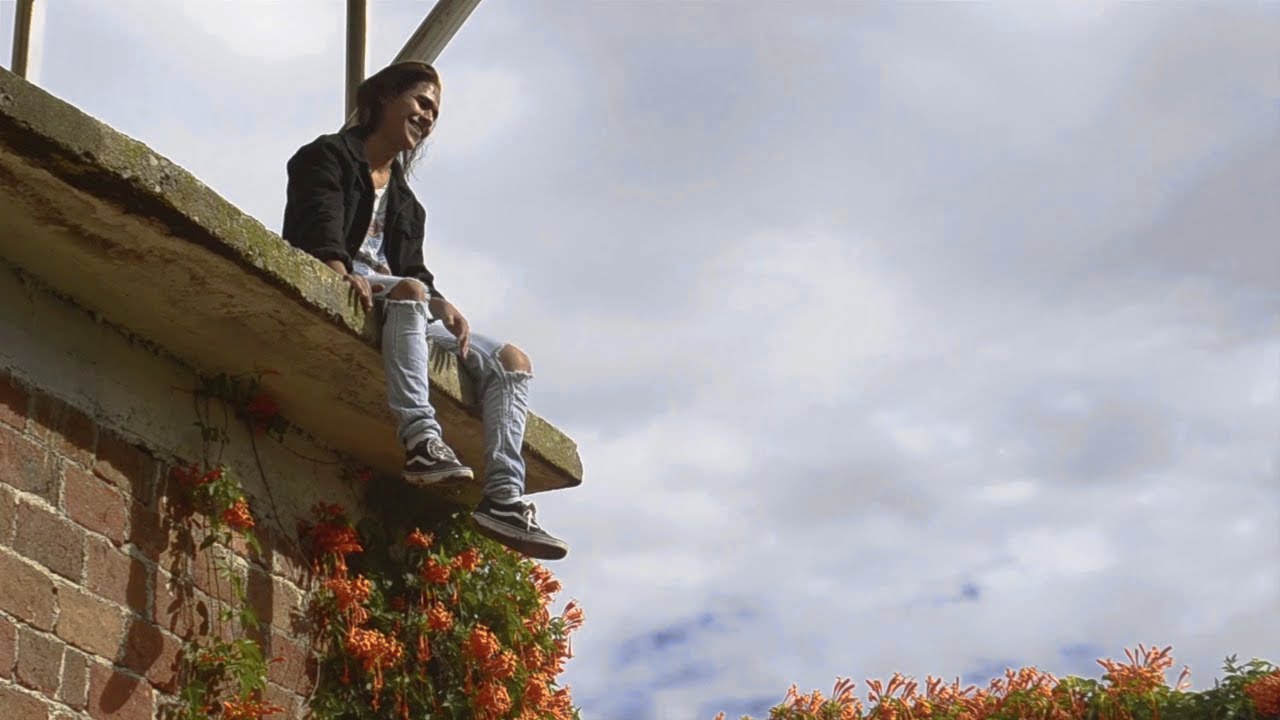 Oz  - C'mere (Video Oficial) Prod.  Pequeño Satan