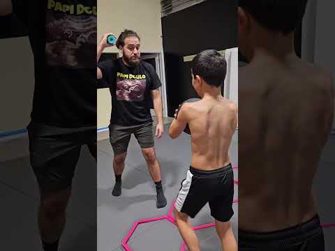 Giovanni „Nyquil“ Nickelz beim Training mit seinem Performance-Coach