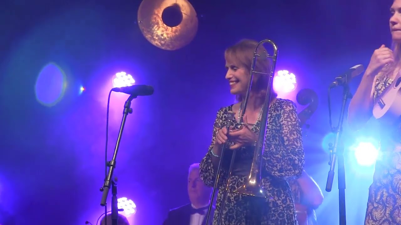 GUNHILD CARLING FAMILY -  West End Blues - FEST JAZZ 2022 -