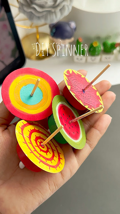 Easy way to make Spinner 🤩✨#shorts #art #diy #muktaartandcraft #youtubeshorts