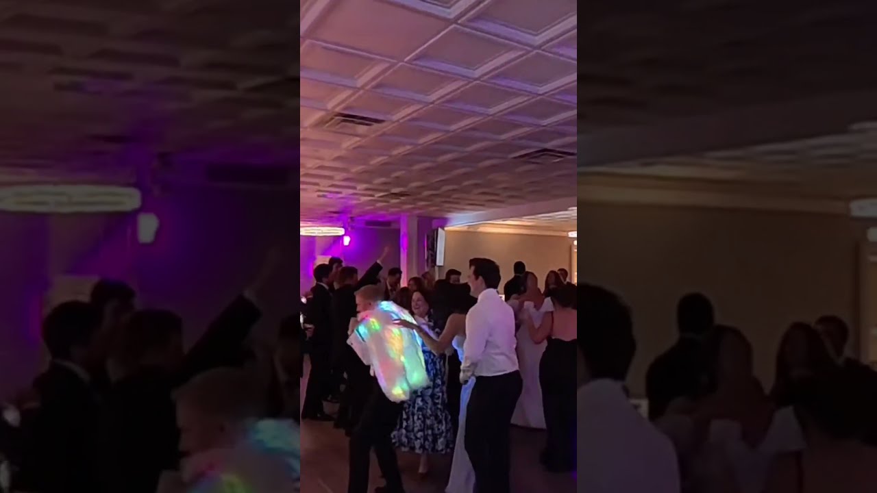 Taylor & Travis’s Wedding at The Banks | Lehigh Valley Wedding DJ & Dancing on the Cloud