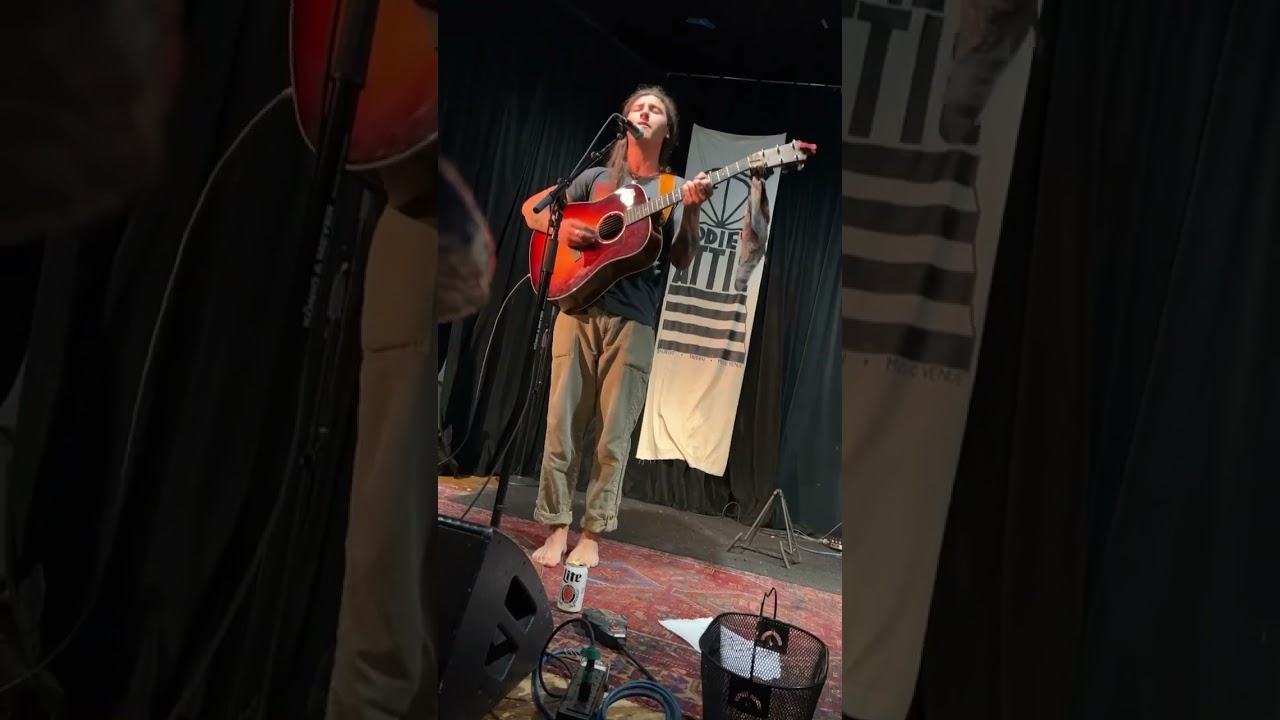 'Antidote' acoustic hits different 😏