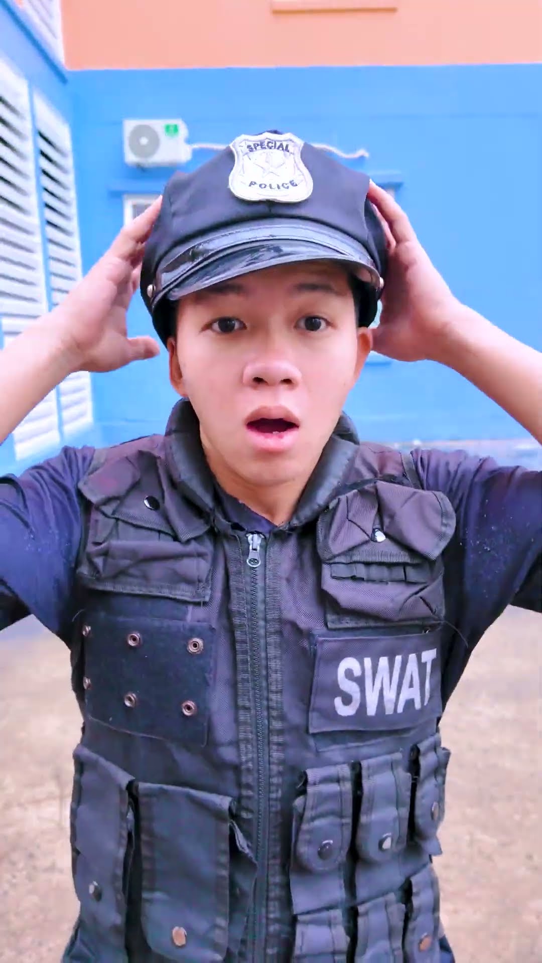 ACC - Anh Cảnh Sát Đã Bị Lũ Quỷ Giăng Bẫy || The Police Officer Was Trap by the Demons. #funny #fyp