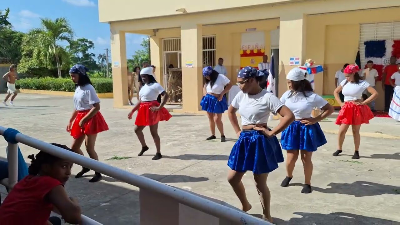 Participación de los estudiantes de 6to en el Dia del Encuentro entre Cultura