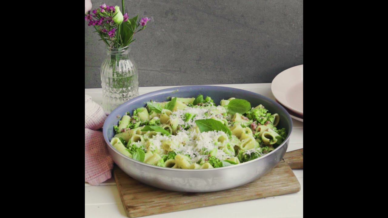 Bosch x Kitchen Stories Rigatoni with Broccoli and Sausage