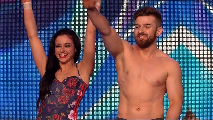 Britain's Got Talent 2015 S09E01 Billy and Emily's Daredevil Rollerskatting Siblings Full Video - YouTube
