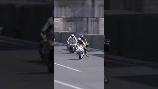 HONDA FIREBLADE HEAVY BRAKING! 💥 Epic Stoppie Skill!