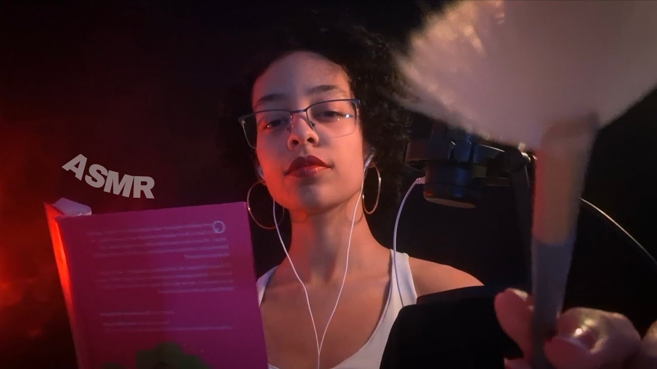 ASMR LENDO O PEQUENO PRÍNCIPE | sussurros com pincél na tela - e participação do Atreus 🐈