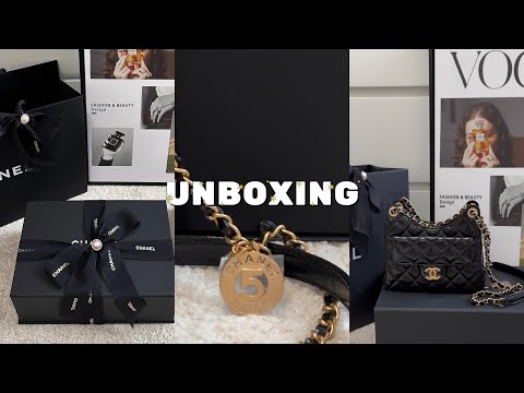 Chanel Unboxing Small Hobo Bag 23C + Mod Shots