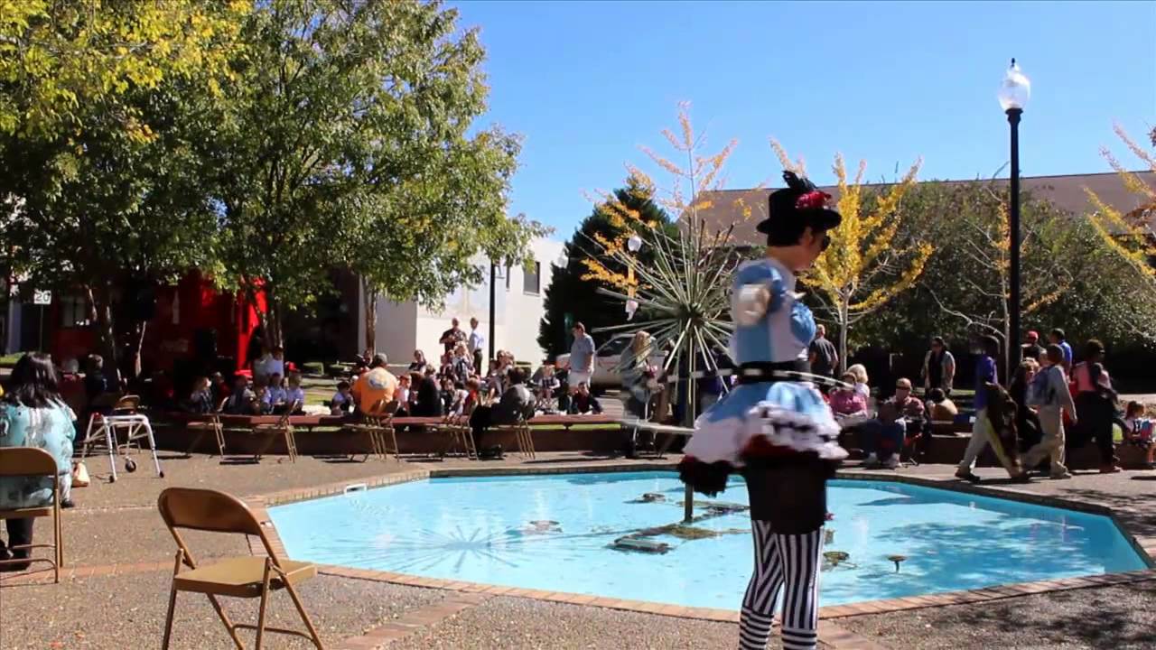 Brown Bag Concert Series