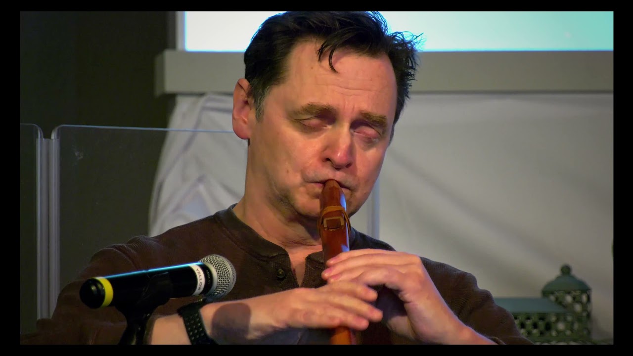 Painted Sky - peaceful Native American flute - Cornell Kinderknecht