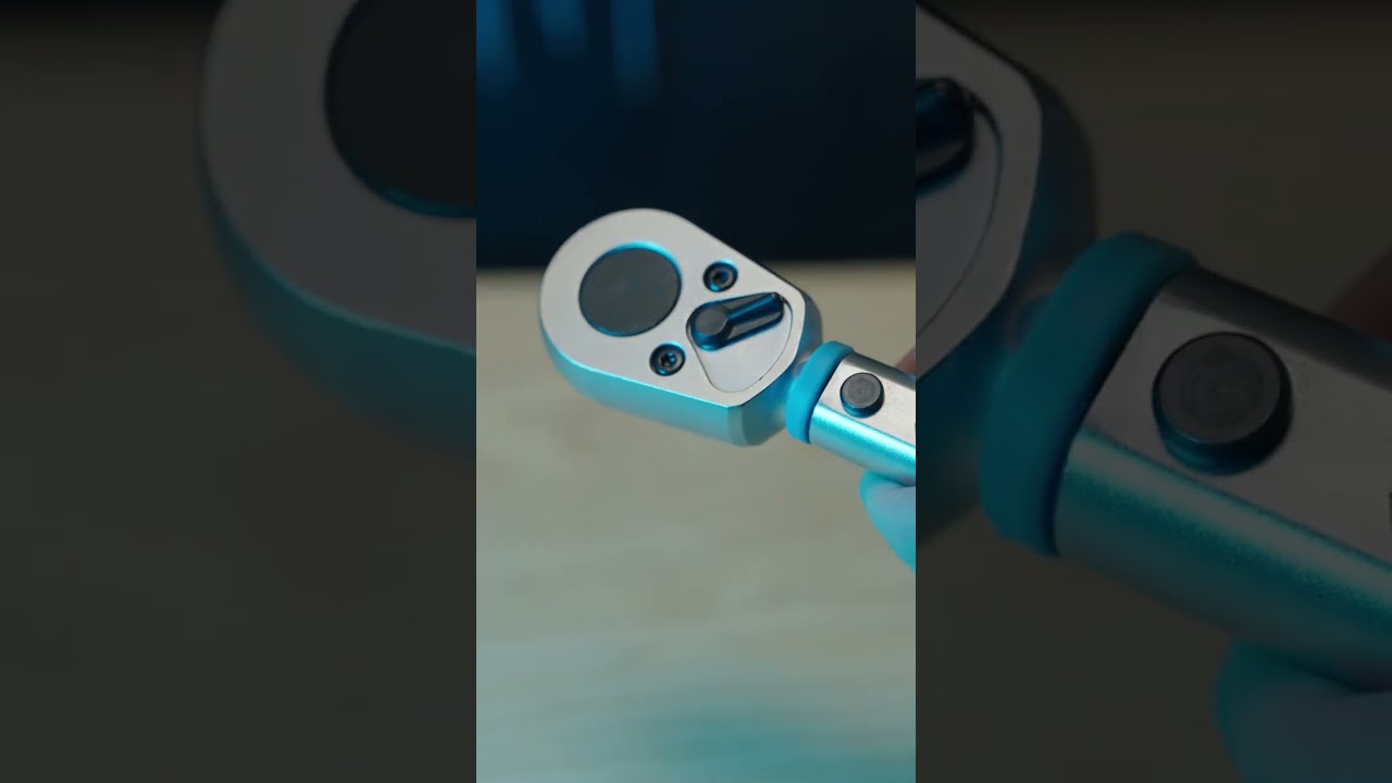 Drehmomentschlüssel, Verlängerung und Nüsse gebündelt in einem perfekten Radwechselset!