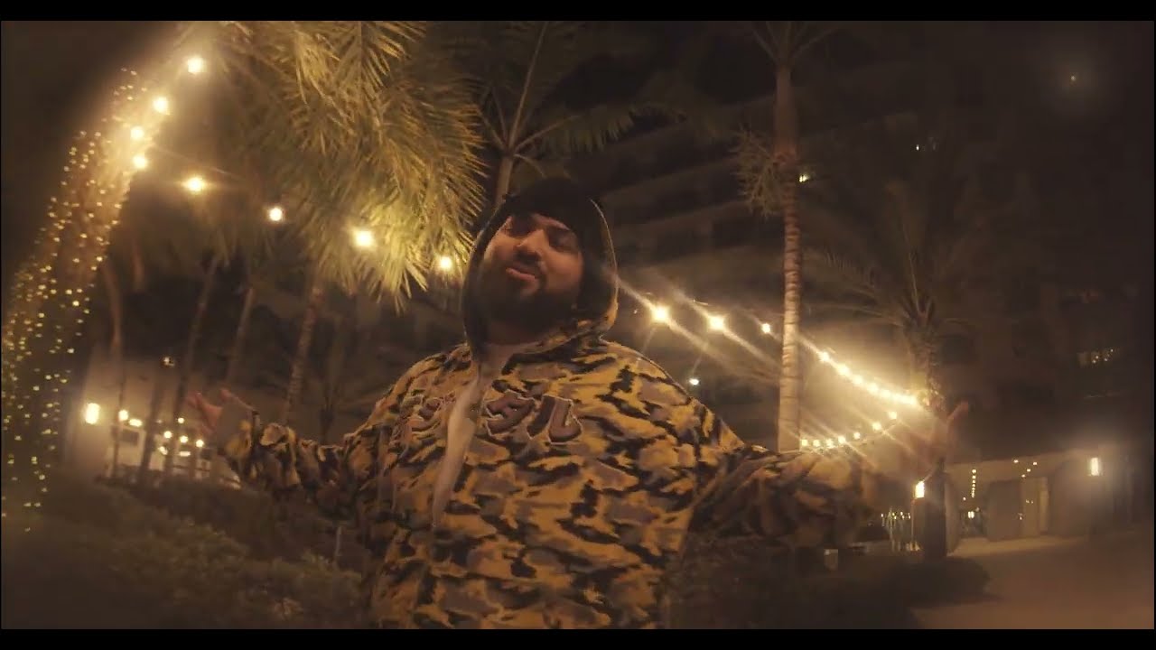 Que Lío - RoyalLive auf YouTube ansehen Que Lío - RoyalLive auf YouTube ansehen