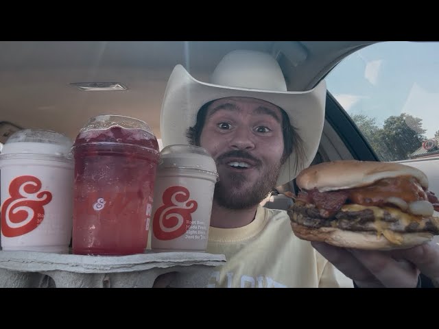 A&W Restaurants Summer Menu 2026 Review - YouTube