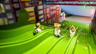 All The Green Slides At Andy's Lekland Örebro (Indoor Playground Fun For Kids)