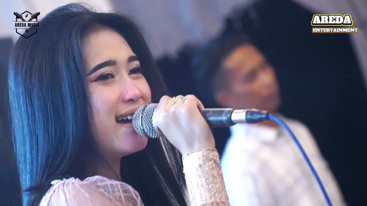 ARISKA BARBY BERKALI KALI