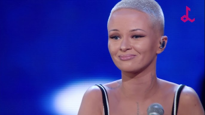 Uzun sochli Dana Sokolova Uzun sochli Dana Sokolova