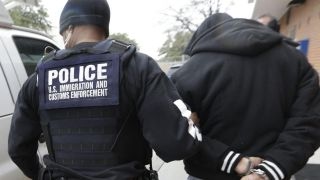 Judges urge ICE to stop raids in courthouses