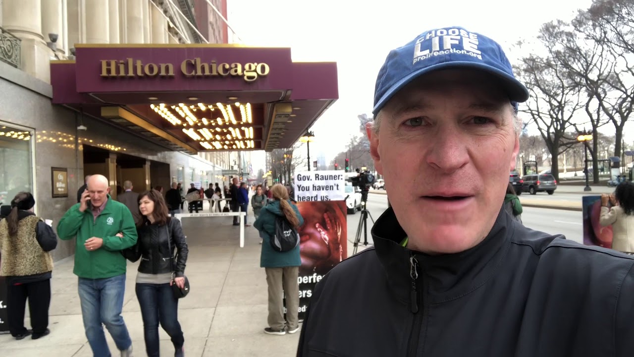 Eric Scheidler protests Illinois Gov. Bruce Rauner