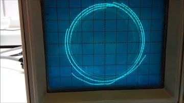Spirals - Oscilloscope Music - Jerobeam Fenderson - Tektronix 2220