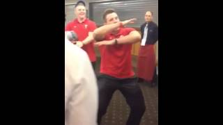 Must Watch Wales Under 20 Player Does His Version Of The Haka New Zealand Players Go Wild