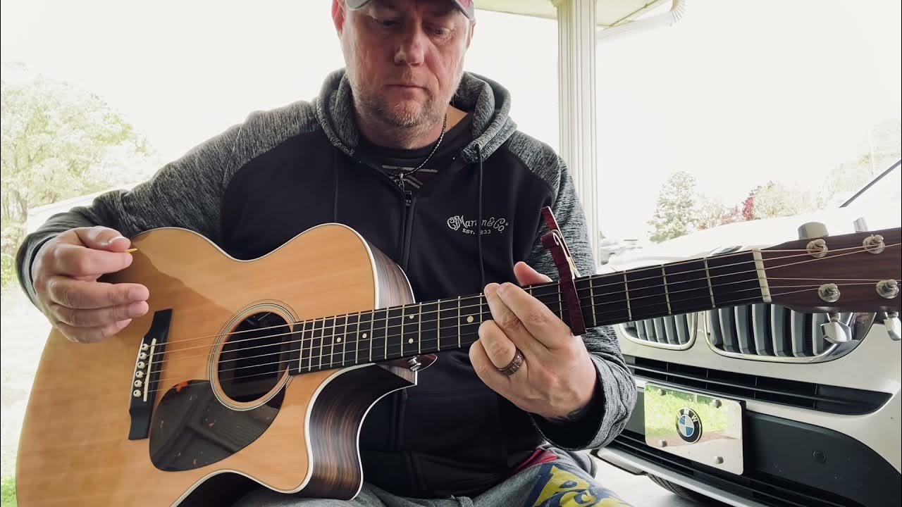 Whoever’s In New England Cody Johnson (guitar lesson) Chords in