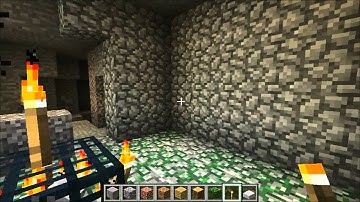 Minecraft 1.2.5 Skeleton Dungeon Spawn!