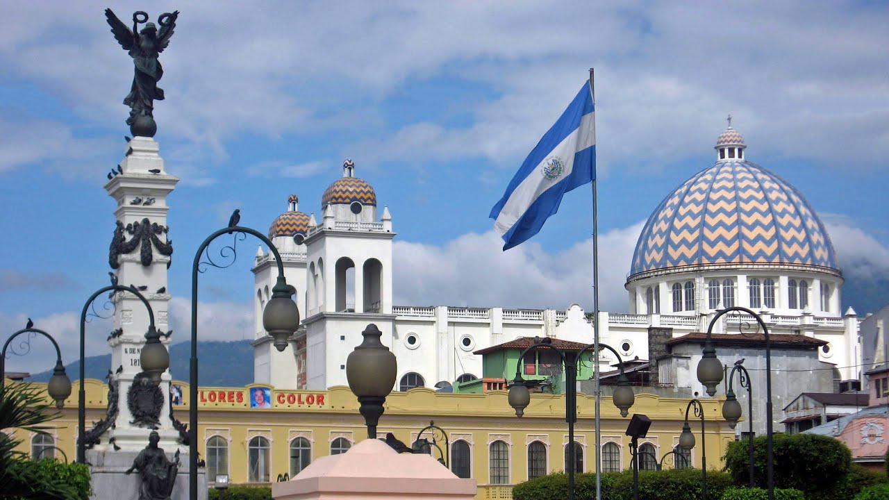 Himno Nacional de El Salvador a Conciencia