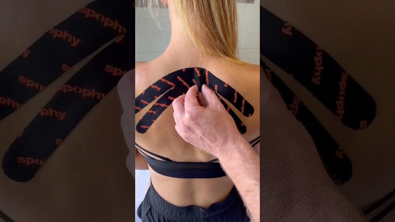 Activation of rhomboid muscles