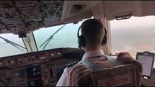 Aterrador Aterrizaje De Un 767 Con Turbulencias