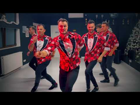 Și cireșile de pe tortul Crăciunistic :)) Adicto Men 🕺🏻

Choreography by Alin Tudorie
https://www.instagram.com/alin.t