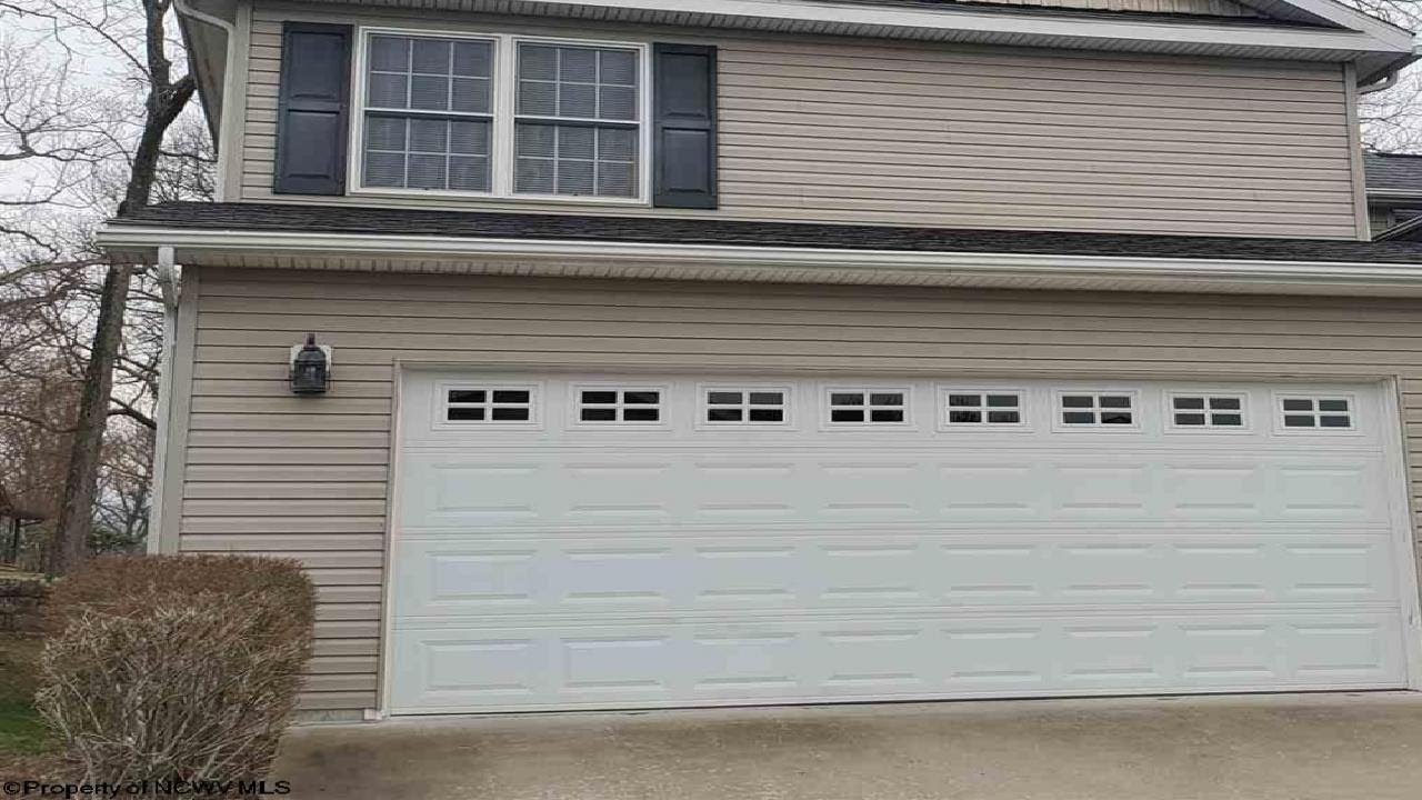 8 Kaylan Drive, Morgantown, WV Presented by Traci Aberegg.