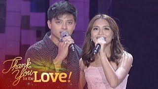 Kathryn, Daniel sing 