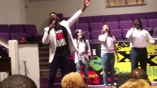 Video voorbeeld van "Cortney Richardson Singing "Withholding Nothing""