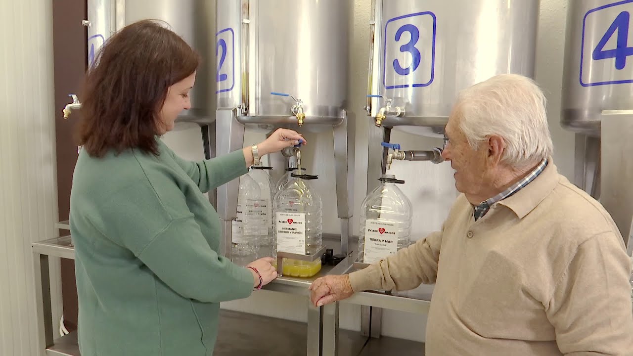 Inauguran un pequeña almazara de autoconsumo en Bollullos de la Mitación, Sevilla