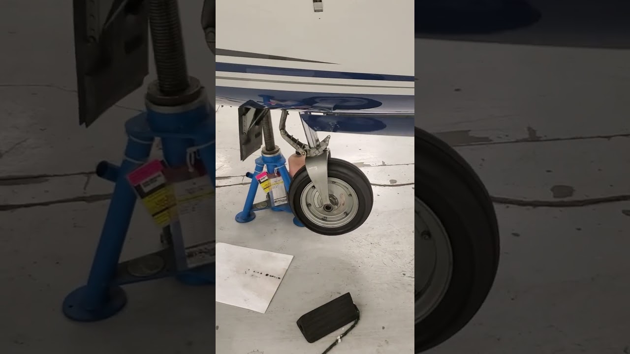 Cessna Citation emergency landing gear system test.