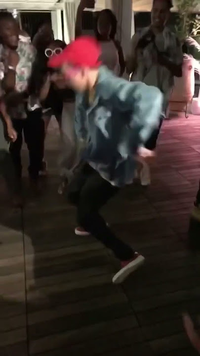 When Snoop Dogg got Roy Purdy to start doing Fortnite dances