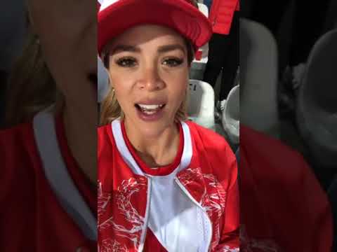 Sheyla Rojas en estadio Perú vs Escocia