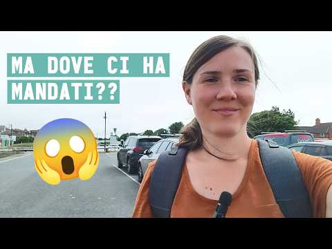CHAT GPT SENDS US ON VACATION! Seaside in England // Four Italians in the UK