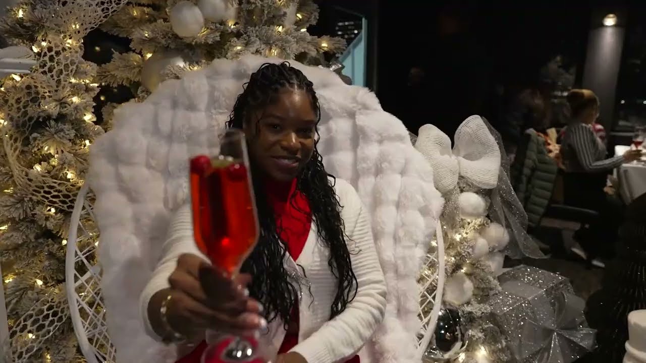 :15 New York City Winter Wonderland Holiday Sizzle