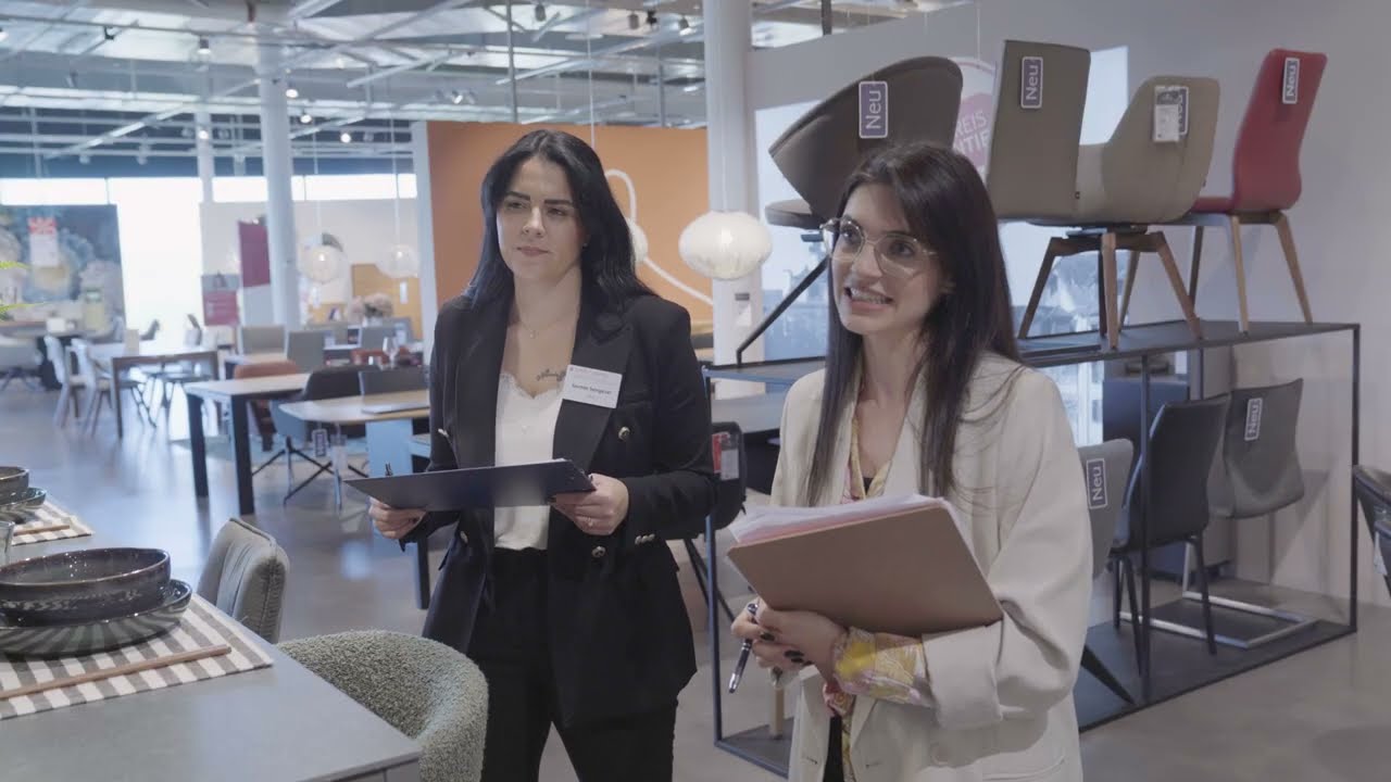 EBA - Vorgegebene praktische Arbeit (VPA) - Praktisches Verfahren Detailhandel - A+P Möbel