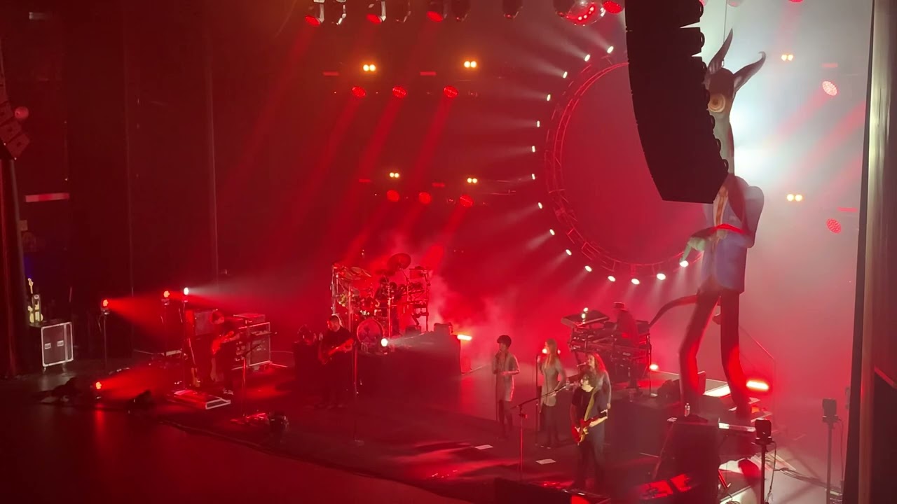 Australian Pink Floyd, Another Brick In the Wall YouTube