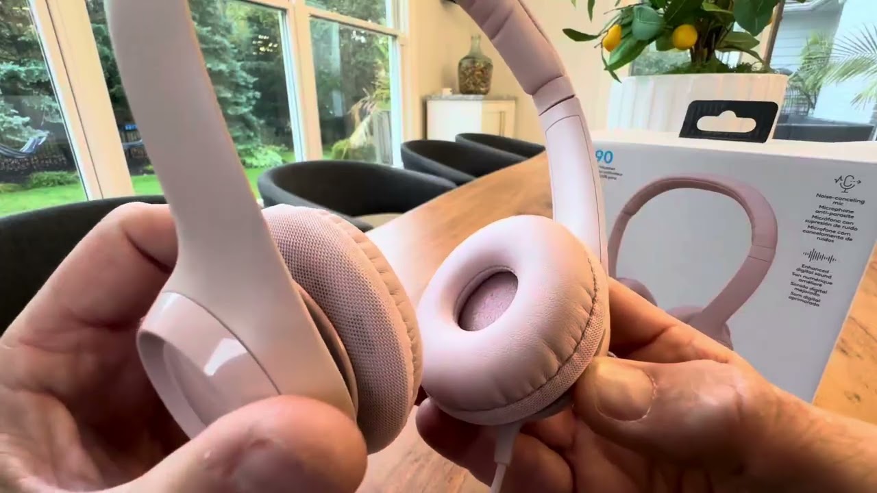 Logitech H390 Wired Headset for PC Laptop, Stereo Headphones with Noise Cancelling Microphone Review