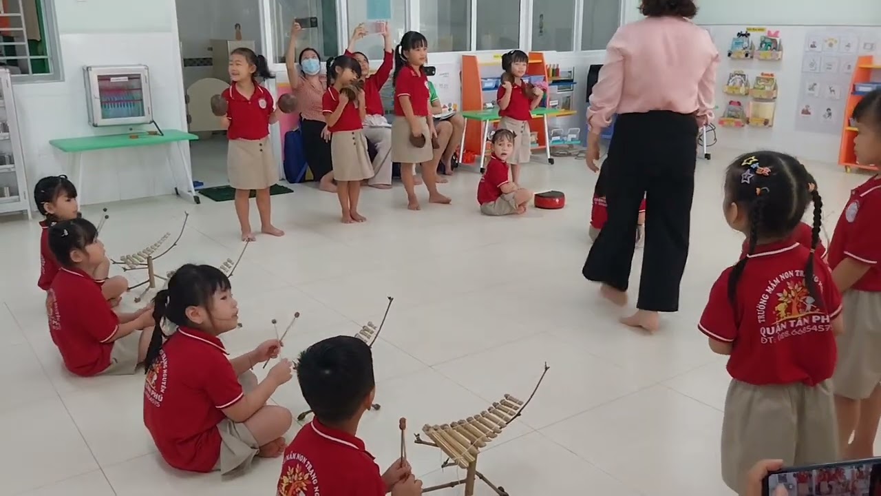 Tiết dạy âm nhạc tiếp cận đa văn hóa 