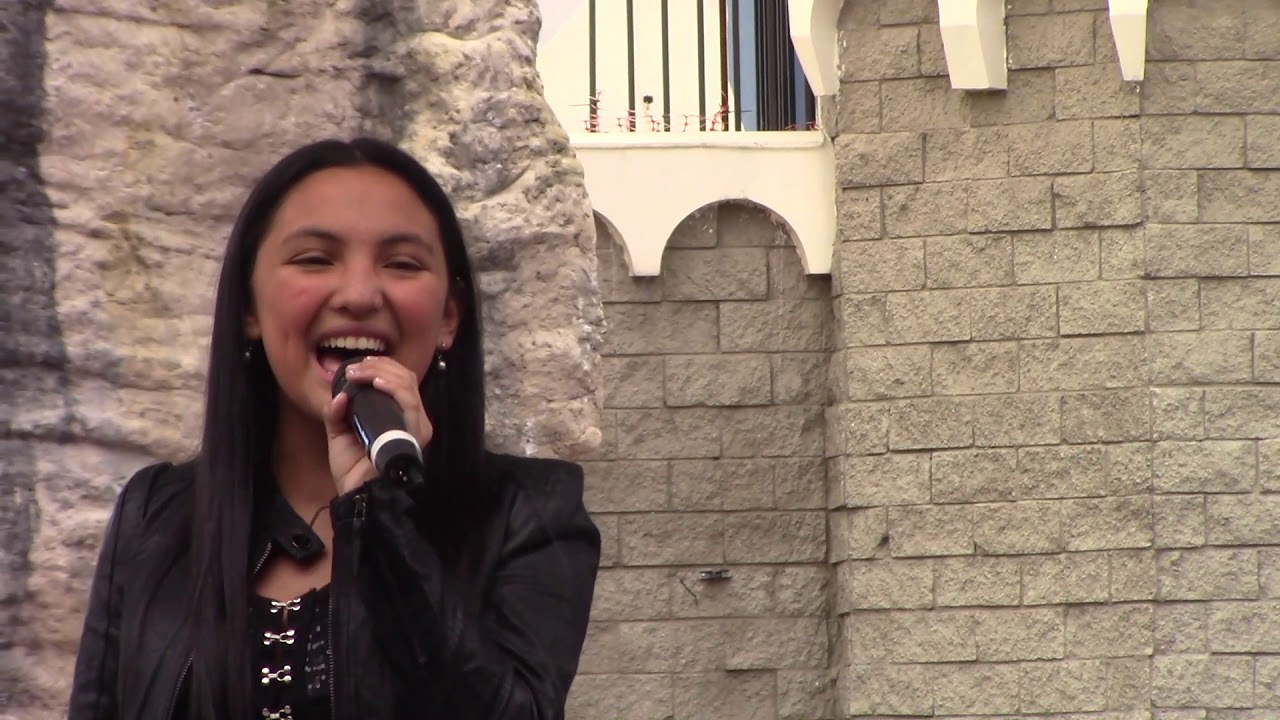 A Volar Arelys Henao cover por THANIA NAYATH YouTube