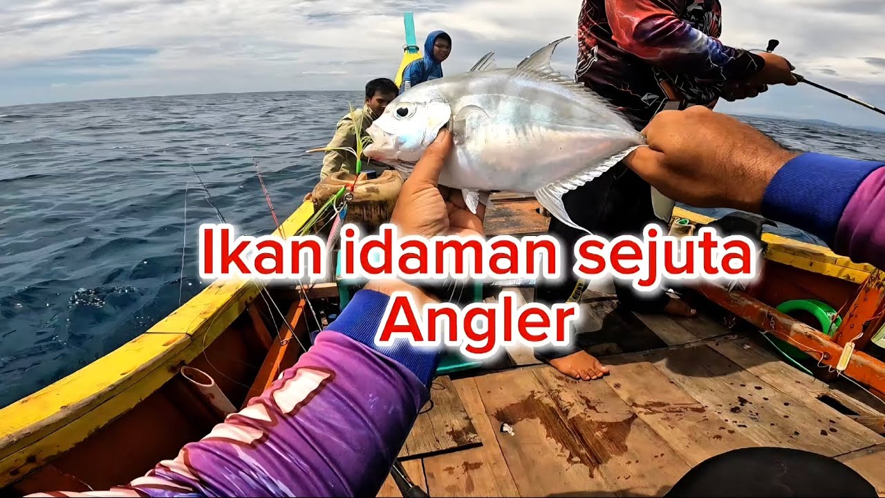 ULTRALIGHT JIGGING | Ikan Idaman atau Beban? Mancing Pas Badai! | Giant Trevally vs Stormy Weather