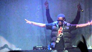 Tinchy Stryder - Never Leave You - Metro Radio Live 2011